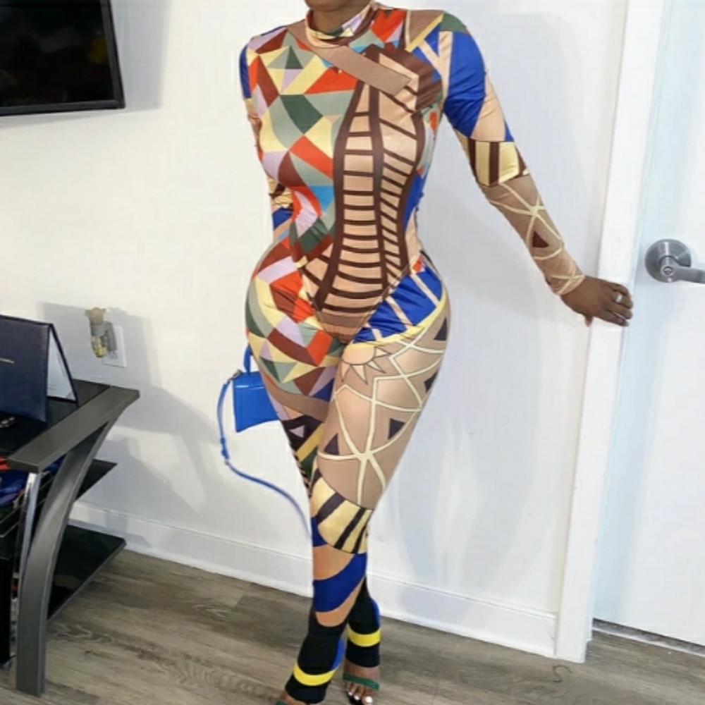 Two-piece stretchy bodycon colorful outfit